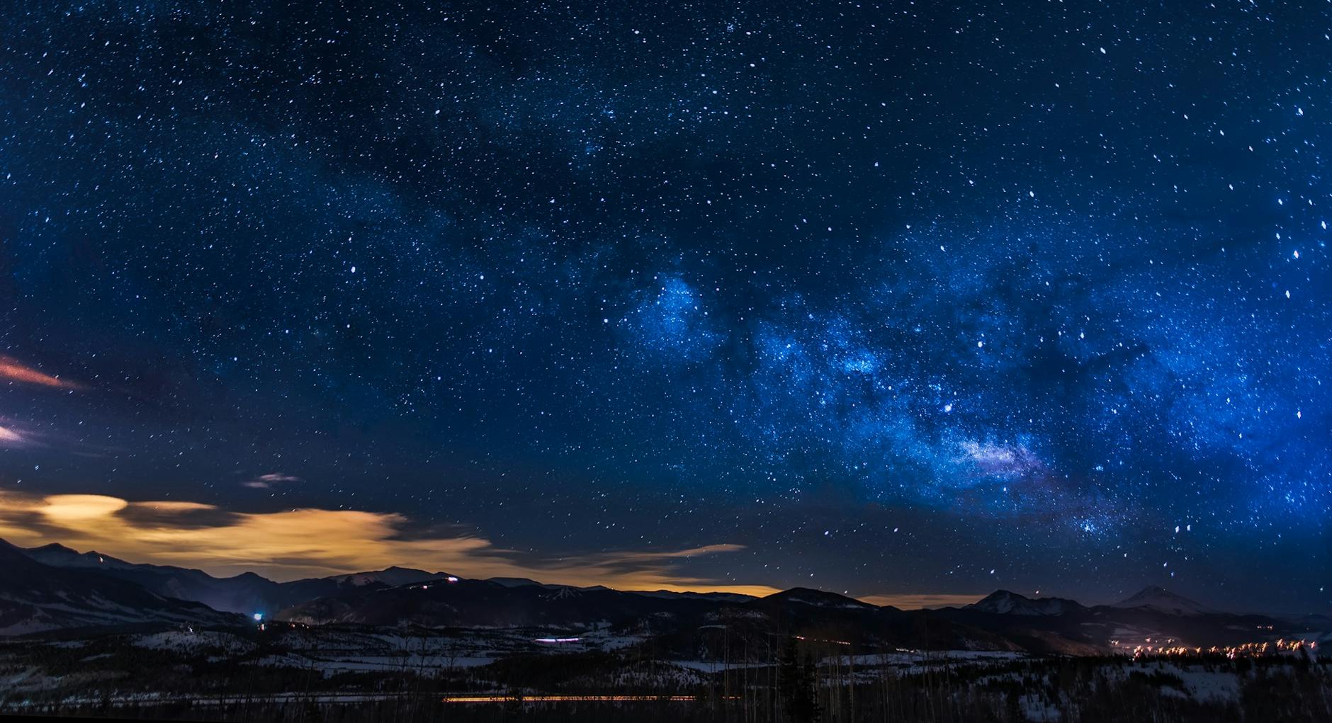 夜空と星空